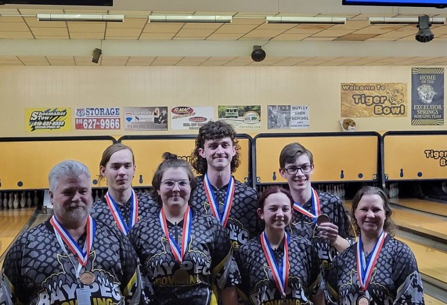 Knocking out the Competition - The Bowling Team goes to State